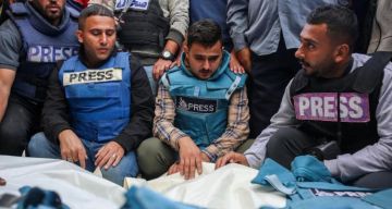 خاص  رئيس اتحاد الصحفيين الجزائريين: الاحتلال يسعى لعزل الحقيقة وفرض رواية أحادية والصحفي بغزة بات هدفاً مباشرا
