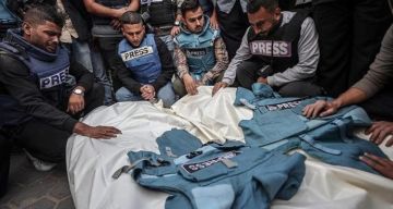 مفوضية حقوق الإنسان: غزة هي المكان الأخطر في العالم للصحفيين