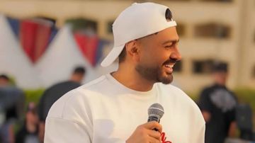 تامر حسني يحتفي بفوز منتخب مصر على روسيا قبل كأس العالم تامر حسني يحتفي بفوز منتخب مصر على روسيا قبل كأس العالم