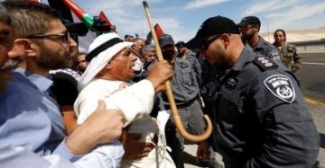 حماس: إخلاء الخان الأحمر جريمة تهجير جديدة حماس: إخلاء الخان الأحمر جريمة تهجير جديدة