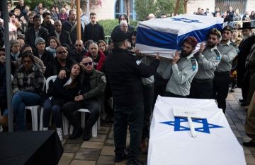 بينيت: هجوم 7 أكتوبر أدى إلى الانهيار وانقلاب سياسي قادم سيهز إسرائيل بينيت: هجوم 7 أكتوبر أدى إلى الانهيار وانقلاب سياسي قادم سيهز إسرائيل