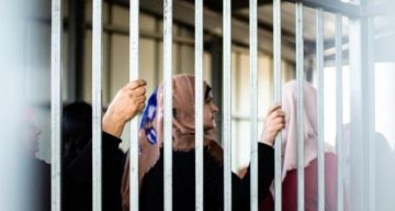 خاص  فروانة لـ شهاب: انتهاكات الاحتلال بحق الأسيرات جريمة ضمن حرب 