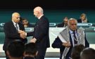 الرجوب يتجاهل نظيره الإسرائيلي في مؤتمر الفيفا