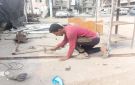 في يومهم العالمي... عمال غزة يطاردون لقمة العيش تحت الحصار