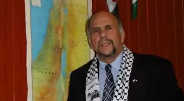 الناشط الفلسطيني عمر فارس يلجأ إلى القضاء البولندي لملاحقة اتهامات بالتشهير