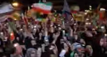 بالفيديو  شوارع إيران تشتعل بالبهجة.. مسيرات عفوية وهتافات في طهران وكرمنشاه عقب دك مستوطنات الاحتلال
