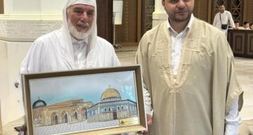 بالصور  ممثل حماس في الجزائر يزور عميد مسجد الجزائر الأعظم