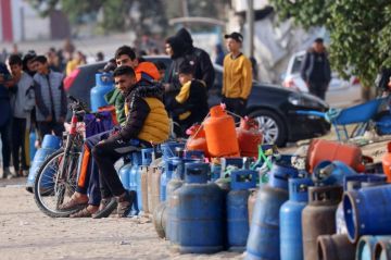 هيئة البترول: دخول 4 شاحنات غاز إلى غزة هيئة البترول: دخول 4 شاحنات غاز إلى غزة