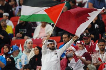أربع سنوات على مونديال قطر.. حين انتصرت فلسطين في قلوب الجماهير أربع سنوات على مونديال قطر.. حين انتصرت فلسطين في قلوب الجماهير
