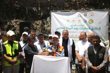 تحذيرات محلية من كارثة صحية في غزة مع تراكم النفايات تحذيرات محلية من كارثة صحية في غزة مع تراكم النفايات