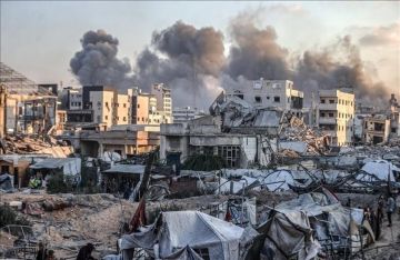 10 مصابين أحدهم بحالة خطيرة في قصف إسرائيلي لمخيم الشاطئ في مدينة غزة 10 مصابين أحدهم بحالة خطيرة في قصف إسرائيلي لمخيم الشاطئ في مدينة غزة
