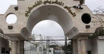 خيام النازحين وبقايا المجلس التشريعي خيام النازحين وبقايا المجلس التشريعي