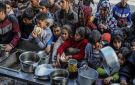 تقرير الجوع والنزوح والحصار.. ثالوث معاناة يطارد العائلات في مراكز الإيواء