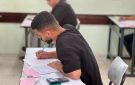 91 ألف طالب وطالبة يفتتحون امتحانات الثانوية العامة بالتزامن بين الضفة وغزة والشتات