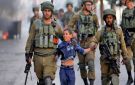 360 طفلا فلسطينيا يواجهون الاعتقال والانتهاكات داخل سجون الاحتلال