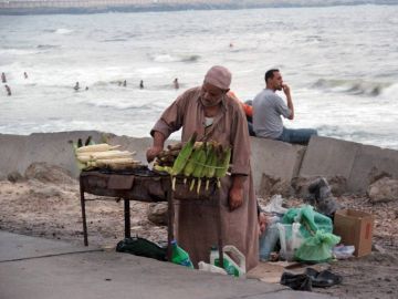 الحرارة أعلى من معدلها بحدود 6 درجات الحرارة أعلى من معدلها بحدود 6 درجات