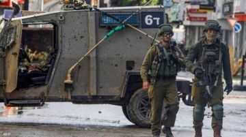 بينهم طفلين.. اعتقالات واسعة خلال اقتحامات الاحتلال لمدن وقرى الضفة بينهم طفلين.. اعتقالات واسعة خلال اقتحامات الاحتلال لمدن وقرى الضفة