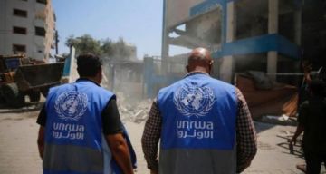 خاص  حقوقي بارز لـ شهاب: الأونروا تضحي بموظفيها استرضاءً للاحتلال.. وحمايتهم صونٌ لبقاء الوكالة ذاتها