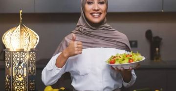 لماذا تصبح خسارة الوزن أكثر صعوبة بعد سن الأربعين؟ وكيف يمكن التغلب على ذلك؟ لماذا تصبح خسارة الوزن أكثر صعوبة بعد سن الأربعين؟ وكيف يمكن التغلب على ذلك؟