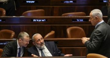 هآرتس: حل الكنيست يمهد لانتخابات مبكرة والمعارضة تتوحد لإقصاء نتنياهو