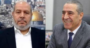 الحية يتلقى اتصالا هاتفيا من الشيخ الحية يتلقى اتصالا هاتفيا من الشيخ