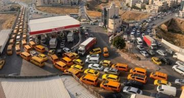 أين كانت القيادة؟.. قيادي بحركة فتح يفتح النار على السلطة بسبب تهريب المحروقات وأزمتها بالضفة أين كانت القيادة؟.. قيادي بحركة فتح يفتح النار على السلطة بسبب تهريب المحروقات وأزمتها بالضفة