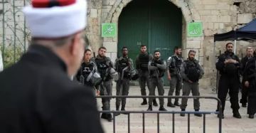 دعوات فلسطينية لتكثيف الرباط في المسجد الأقصى وإفشال مخططات الاحتلال دعوات فلسطينية لتكثيف الرباط في المسجد الأقصى وإفشال مخططات الاحتلال