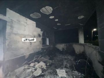 مستوطنون يهاجمون بلدة قصرة ويحرقون مسجد الرحمة مستوطنون يهاجمون بلدة قصرة ويحرقون مسجد الرحمة