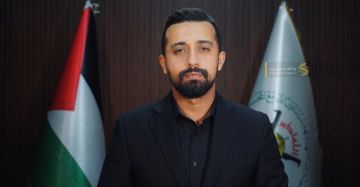 الحاج موسى: دماء القائد خامنئي امتزجت مع دماء مجاهدي فلسطين في معركة واحدة الحاج موسى: دماء القائد خامنئي امتزجت مع دماء مجاهدي فلسطين في معركة واحدة