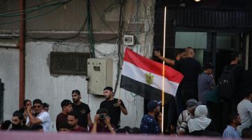 حزن مشترك بين لاعبي مصر والجماهير في غزة بعد الخروج القاسي من المونديال حزن مشترك بين لاعبي مصر والجماهير في غزة بعد الخروج القاسي من المونديال