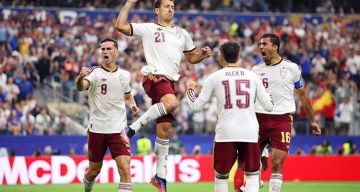 إسبانيا تطيح بفرنسا وتتأهل لنهائي كأس العالم 2026 إسبانيا تطيح بفرنسا وتتأهل لنهائي كأس العالم 2026