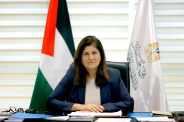 وزيرة الخارجية الفلسطينية: غزة تحت القصف والضفة تشهد تصعيدا غير مسبوق.. ونطالب بحل الدولتين وزيرة الخارجية الفلسطينية: غزة تحت القصف والضفة تشهد تصعيدا غير مسبوق.. ونطالب بحل الدولتين