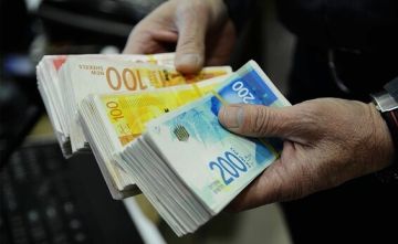 المالية: الرواتب غدا الخميس بنسبة 50 المالية: الرواتب غدا الخميس بنسبة 50