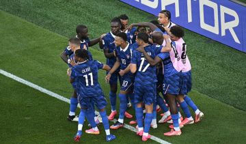 فرنسا تتأهل وتضرب موعدا متجددا مع المغرب في نسخة ثانية تواليا فرنسا تتأهل وتضرب موعدا متجددا مع المغرب في نسخة ثانية تواليا
