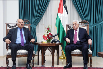 الرجوب: أبو مازن خايف نعمل عليه انقلاب الرجوب: أبو مازن خايف نعمل عليه انقلاب