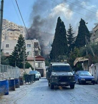 الاحتلال يفجر منزلا في نابلس بعد محاصرته لساعات الاحتلال يفجر منزلا في نابلس بعد محاصرته لساعات