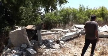تفاصيل.. مستوطنون يحرقون مطعما ومقهى فلسطيني شمال الضفة