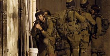 الاحتلال يعتقل 10 فلسطينيين بالضفة الاحتلال يعتقل 10 فلسطينيين بالضفة