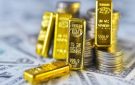 الذهب يتراجع مع صعود الدولار والنفط يهبط بأكثر من دولار