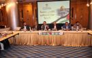 السفير الرويضي يطمئن على اوضاع جرحى ومرضى غزة الذين يتلقون العلاج والرعاية في سلطنة عمان