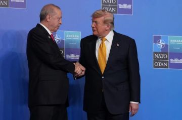 أردوغان لترامب: مستعدون لمواصلة دعم جهود التسوية في أزمة إيران أردوغان لترامب: مستعدون لمواصلة دعم جهود التسوية في أزمة إيران