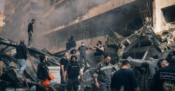 7 شهداء في غارة إسرائيلية استهدفت منزلا في بلدة أنصار جنوب لبنان 7 شهداء في غارة إسرائيلية استهدفت منزلا في بلدة أنصار جنوب لبنان