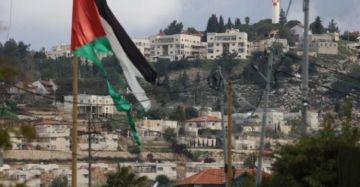 بريطانيا تلوح بعقوبات لحماية حل الدولتين ورفضا للاستيطان بريطانيا تلوح بعقوبات لحماية حل الدولتين ورفضا للاستيطان