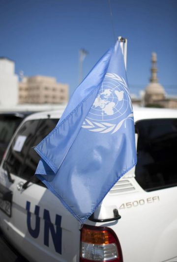 الأونروا تصدر بيانا عاجلا عقب اقتحام القوات الإسرائيلية مركز قلنديا الأونروا تصدر بيانا عاجلا عقب اقتحام القوات الإسرائيلية مركز قلنديا
