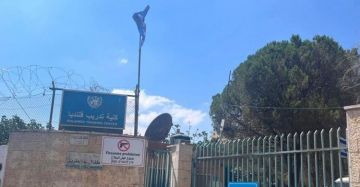 الأونروا تدين توغل قوات الاحتلال في مركز تدريب قلنديا بالقدس الأونروا تدين توغل قوات الاحتلال في مركز تدريب قلنديا بالقدس
