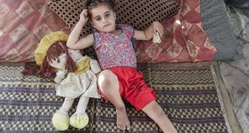 أكثر من 6 آلاف حالة بتر في غزة.. نقص المواد يعيق تصنيع الأطراف وتأهيل الأطفال أكثر من 6 آلاف حالة بتر في غزة.. نقص المواد يعيق تصنيع الأطراف وتأهيل الأطفال