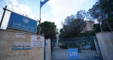 بقيادة المتطرف بن غفير.. الاحتلال يستولي على معهد قلنديا التابع للأونروا بقيادة المتطرف بن غفير.. الاحتلال يستولي على معهد قلنديا التابع للأونروا