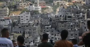 الاحتلال يمنع عودة أهالي مخيمات شمال الضفة الغربية.. والمستوى الأمني يحذر الاحتلال يمنع عودة أهالي مخيمات شمال الضفة الغربية.. والمستوى الأمني يحذر