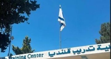 المؤتمر الشعبي لفلسطينيي الخارج يدين استيلاء الاحتلال على معهد الأونروا في قلنديا المؤتمر الشعبي لفلسطينيي الخارج يدين استيلاء الاحتلال على معهد الأونروا في قلنديا