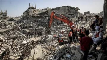 الدفاع المدني ينتشل رفات 12 شهيدا بمدينة غزة الدفاع المدني ينتشل رفات 12 شهيدا بمدينة غزة